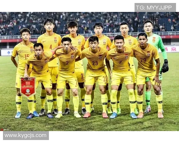 武汉足球队与重庆足球队赛后复盘分析比赛节奏与战术表现的深度探讨