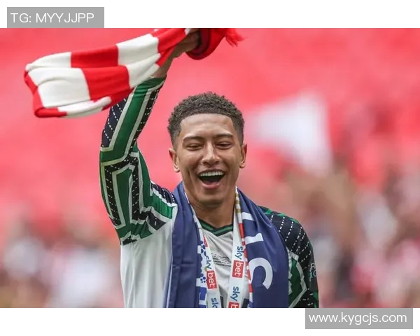 小眼睛的足球明星是谁他在赛场上的表现如何