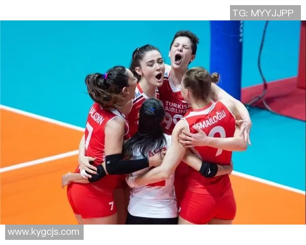 杨敏专访:从排球新秀到国家队明星的成长之路回顾 杨敏专访:从排球新秀到国家队明星的成长之路回顾